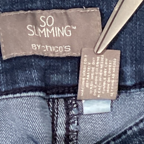 Chico’s So Slimming Denim Jeans Stretch Pull On  Chico’s Size 0 (Small) - Picture 4 of 10